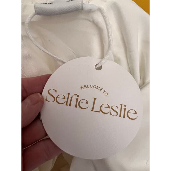 Selfie Leslie Always Dreaming Puff Sleeve V-Neck Mini Dress White Women's M NWT - Picture 6 of 10